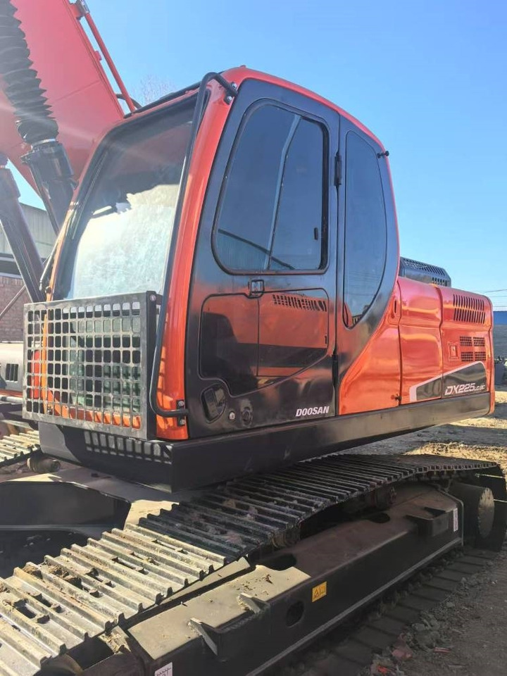 Doosan DX 225 LC-9C - Telakaivukone: kuva Doosan DX 225 LC-9C - Telakaivukone Doosan DX 225 LC-9C - Telakaivukone: kuva Doosan DX 225 LC-9C - Telakaivukone