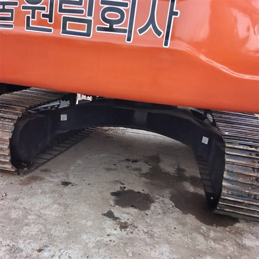 Doosan DX 300 LC - Telakaivukone: kuva Doosan DX 300 LC - Telakaivukone Doosan DX 300 LC - Telakaivukone: kuva Doosan DX 300 LC - Telakaivukone