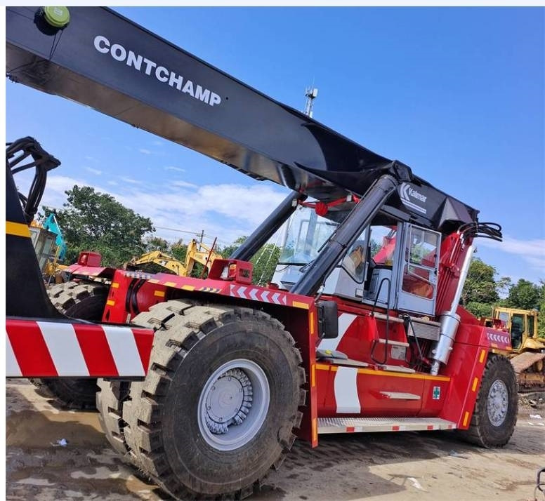 Kalmar DRF 450 - Konttikurottajat: kuva Kalmar DRF 450 - Konttikurottajat Kalmar DRF 450 - Konttikurottajat: kuva Kalmar DRF 450 - Konttikurottajat