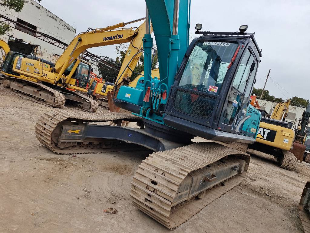Kobelco SK 260 LC - Telakaivukone: kuva Kobelco SK 260 LC - Telakaivukone Kobelco SK 260 LC - Telakaivukone: kuva Kobelco SK 260 LC - Telakaivukone