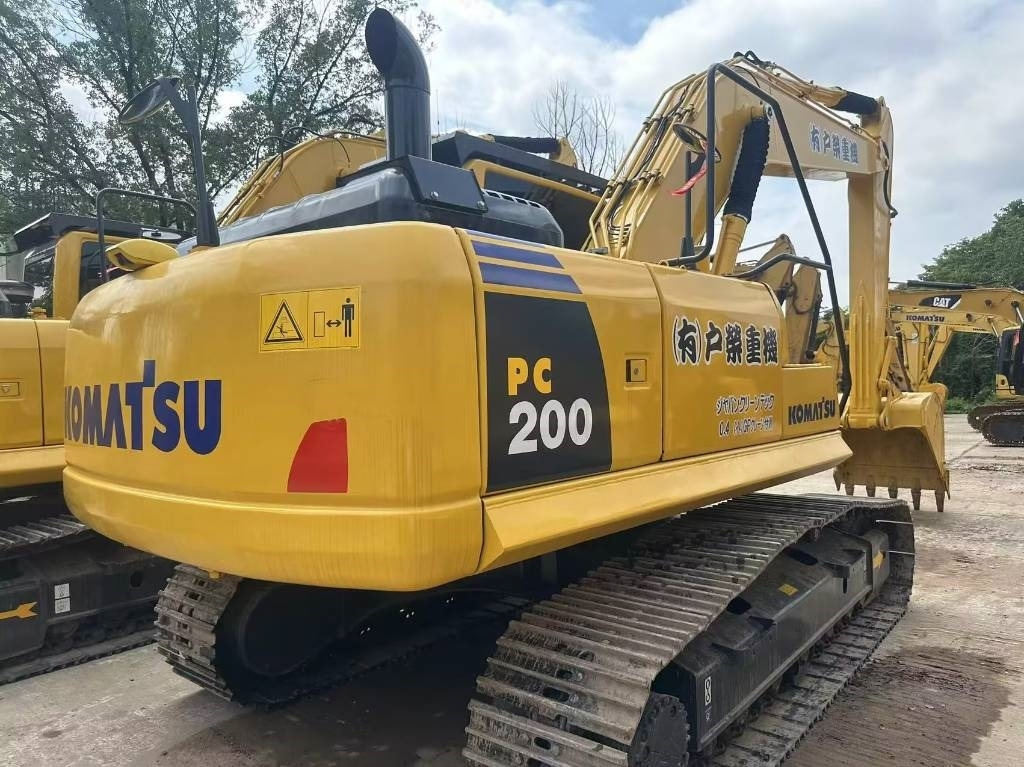 Komatsu PC 200 8N - Telakaivukone: kuva Komatsu PC 200 8N - Telakaivukone Komatsu PC 200 8N - Telakaivukone: kuva Komatsu PC 200 8N - Telakaivukone