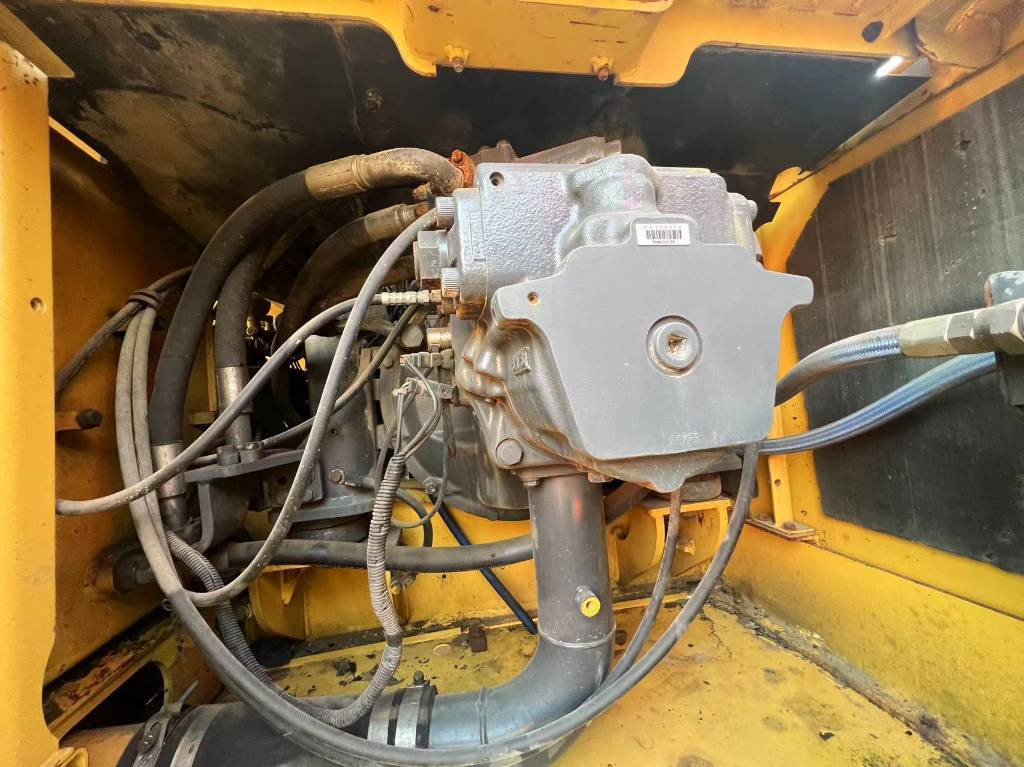 Telakaivukone Komatsu PC 360-7: kuva Telakaivukone Komatsu PC 360-7
