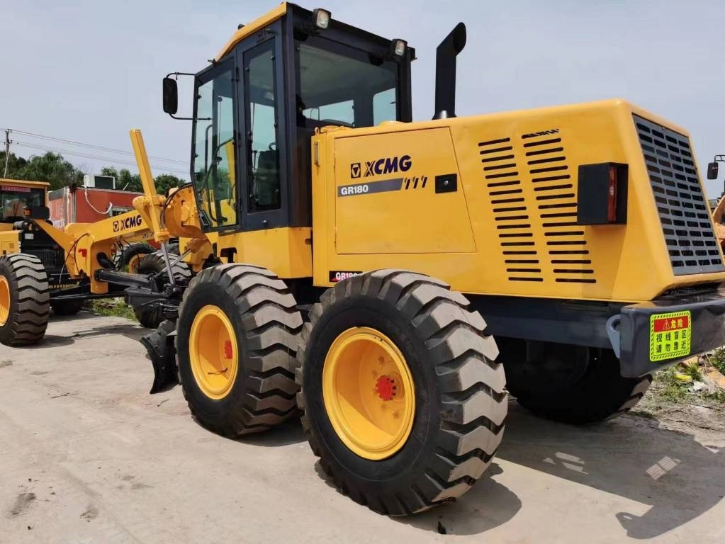 XCMG GR 180 - Tiehöylä: kuva  XCMG GR 180 - Tiehöylä XCMG GR 180 - Tiehöylä: kuva  XCMG GR 180 - Tiehöylä