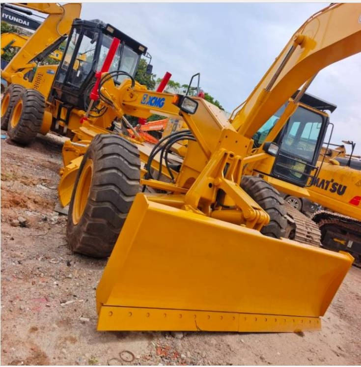 XCMG GR 2153 - Tiehöylä: kuva  XCMG GR 2153 - Tiehöylä XCMG GR 2153 - Tiehöylä: kuva  XCMG GR 2153 - Tiehöylä