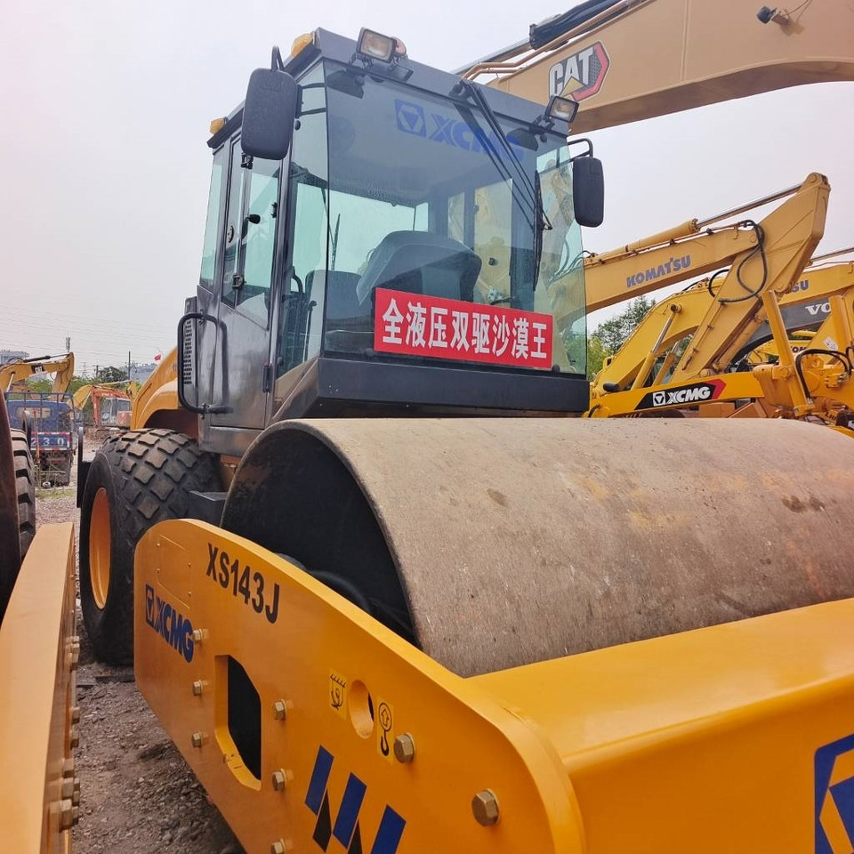 XCMG XS143J - Telakaivukone: kuva XCMG XS143J - Telakaivukone XCMG XS143J - Telakaivukone: kuva XCMG XS143J - Telakaivukone