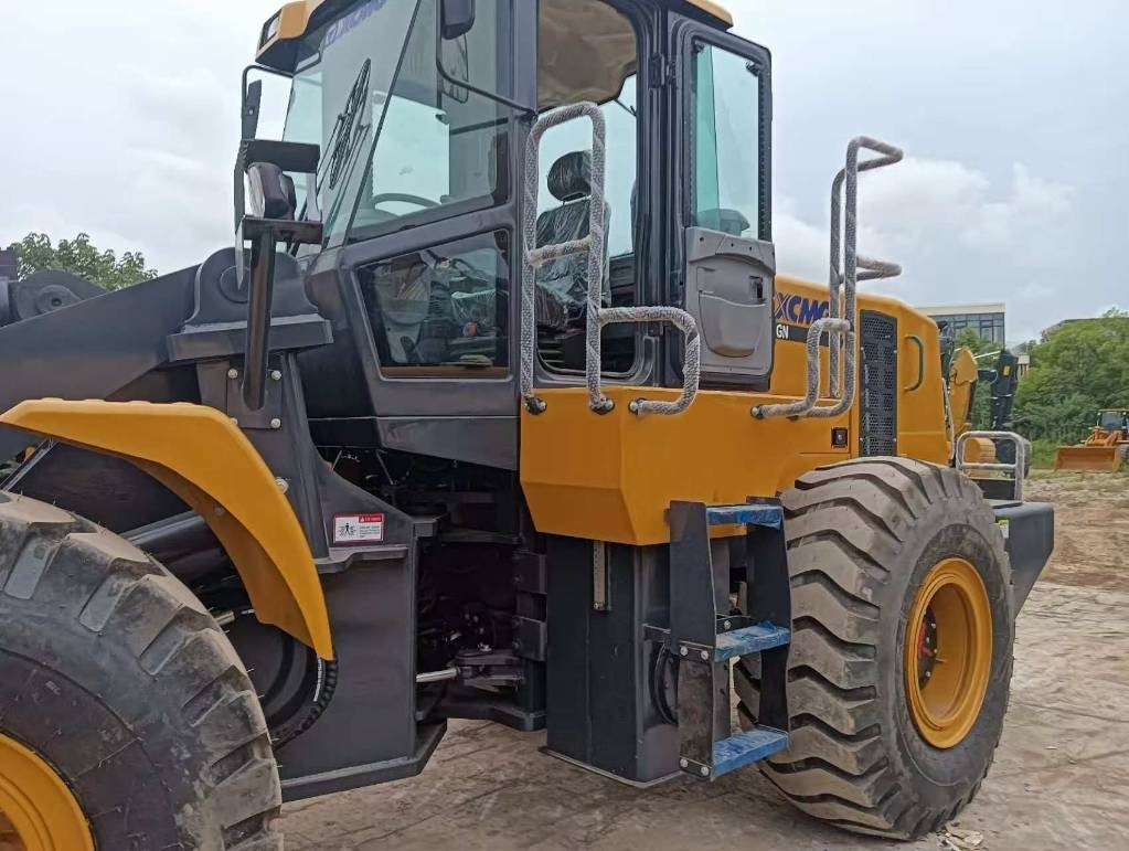 Pyöräkuormaaja XCMG ZL 50 GN: kuva Pyöräkuormaaja XCMG ZL 50 GN Pyöräkuormaaja XCMG ZL 50 GN: kuva Pyöräkuormaaja XCMG ZL 50 GN