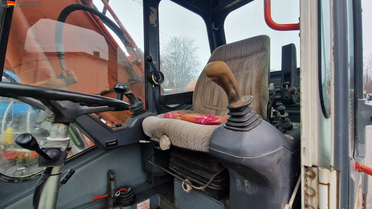 Atlas 1604K Verstellausleger - Pyöräalustainen kaivinkone: kuva Atlas 1604K Verstellausleger - Pyöräalustainen kaivinkone Atlas 1604K Verstellausleger - Pyöräalustainen kaivinkone: kuva Atlas 1604K Verstellausleger - Pyöräalustainen kaivinkone