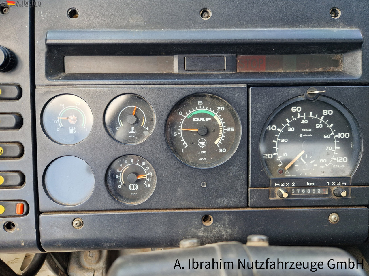 Daf CF 290 Wassertank 13500 L, Tank verzinkt Vorlauf- Lift- Lenkachse - Säiliöauto: kuva Daf CF 290 Wassertank 13500 L, Tank verzinkt Vorlauf- Lift- Lenkachse - Säiliöauto Daf CF 290 Wassertank 13500 L, Tank verzinkt Vorlauf- Lift- Lenkachse - Säiliöauto: kuva Daf CF 290 Wassertank 13500 L, Tank verzinkt Vorlauf- Lift- Lenkachse - Säiliöauto