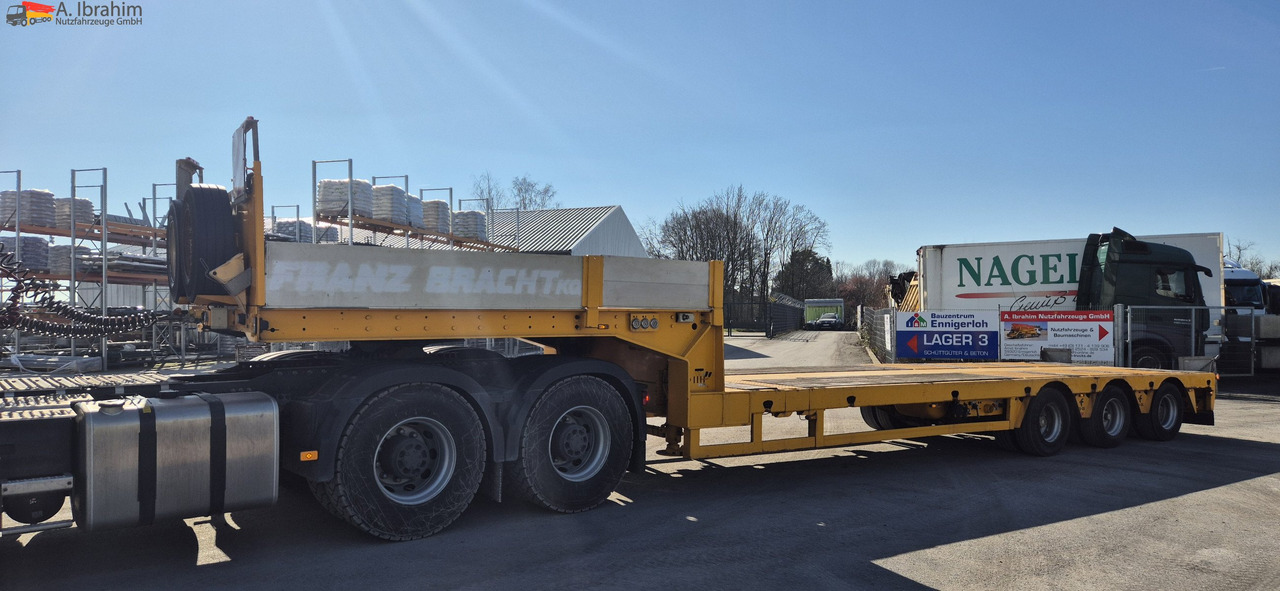 Faymonville 3-A ausziehbar bis 18,90 m zwangsgelenkt - Apuvaunu puoliperävaunu: kuva Faymonville 3-A ausziehbar bis 18,90 m zwangsgelenkt - Apuvaunu puoliperävaunu Faymonville 3-A ausziehbar bis 18,90 m zwangsgelenkt - Apuvaunu puoliperävaunu: kuva Faymonville 3-A ausziehbar bis 18,90 m zwangsgelenkt - Apuvaunu puoliperävaunu