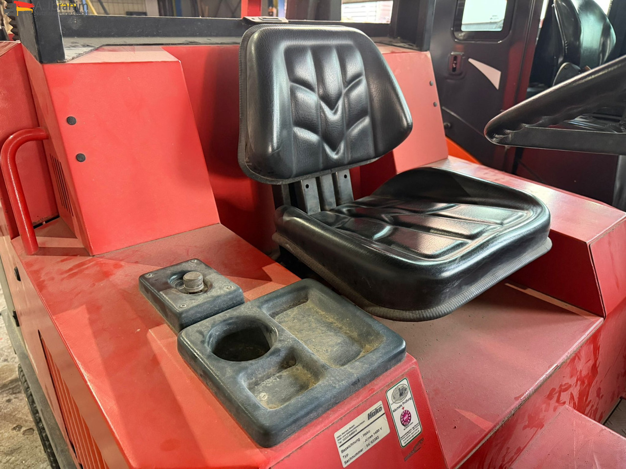 Hako Jonas 1450 V | 13 KW | 541 Betriebsstunden - Lakaisuauto: kuva Hako Jonas 1450 V | 13 KW | 541 Betriebsstunden - Lakaisuauto Hako Jonas 1450 V | 13 KW | 541 Betriebsstunden - Lakaisuauto: kuva Hako Jonas 1450 V | 13 KW | 541 Betriebsstunden - Lakaisuauto