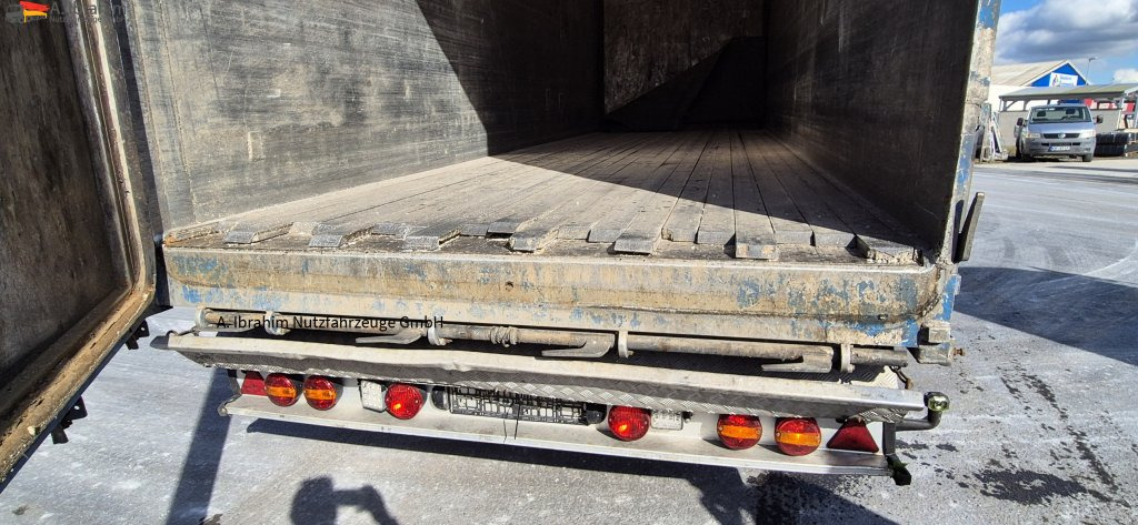 Kraker CF-Z schlammdicht, deutscher Auflieger - Moving floor puoliperävaunu: kuva Kraker CF-Z schlammdicht, deutscher Auflieger - Moving floor puoliperävaunu Kraker CF-Z schlammdicht, deutscher Auflieger - Moving floor puoliperävaunu: kuva Kraker CF-Z schlammdicht, deutscher Auflieger - Moving floor puoliperävaunu