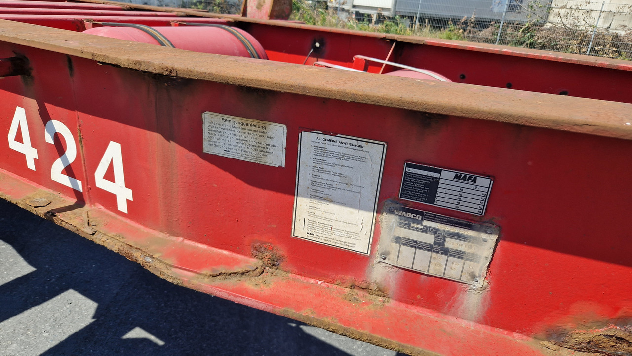 MAFA 20.30.40. ft Containerchassis - Konttialus/ Vaihtokuormatilat puoliperävaunu: kuva MAFA 20.30.40. ft Containerchassis - Konttialus/ Vaihtokuormatilat puoliperävaunu MAFA 20.30.40. ft Containerchassis - Konttialus/ Vaihtokuormatilat puoliperävaunu: kuva MAFA 20.30.40. ft Containerchassis - Konttialus/ Vaihtokuormatilat puoliperävaunu