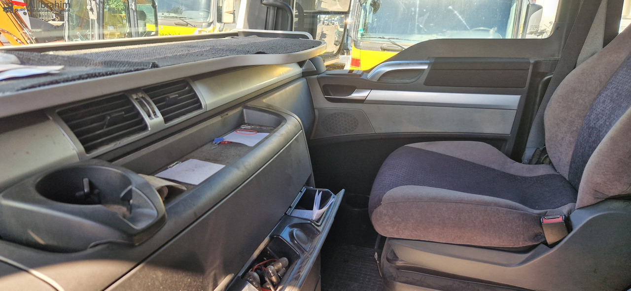 MAN 26.440 TGX, Chassis 7,80 m lang 4,85 m Radstand - Kuorma-auto alusta: kuva MAN 26.440 TGX, Chassis 7,80 m lang 4,85 m Radstand - Kuorma-auto alusta MAN 26.440 TGX, Chassis 7,80 m lang 4,85 m Radstand - Kuorma-auto alusta: kuva MAN 26.440 TGX, Chassis 7,80 m lang 4,85 m Radstand - Kuorma-auto alusta