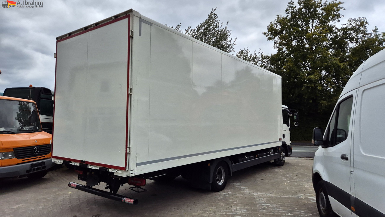 Leasing MAN 8.250 7,30 m Koffer, Navi, Topzustand MAN 8.250 7,30 m Koffer, Navi, Topzustand: kuva Leasing MAN 8.250 7,30 m Koffer, Navi, Topzustand MAN 8.250 7,30 m Koffer, Navi, Topzustand
