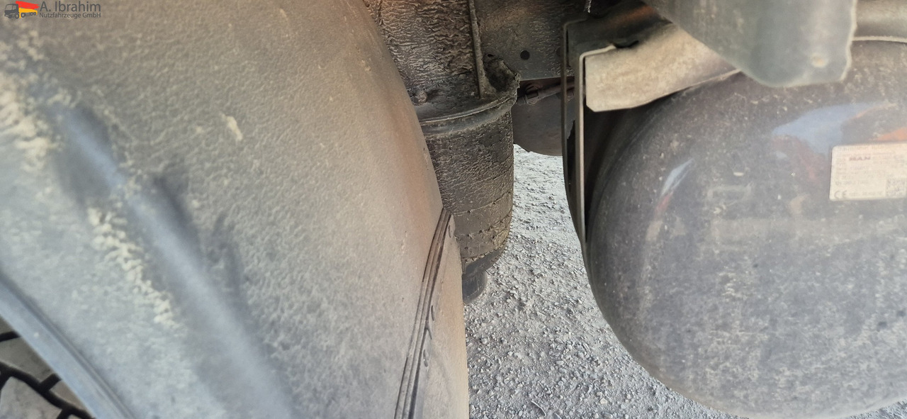 MAN TGL 8.160 4x2 Brotkoffer mit Kühlfach nicht fahrbereit ! nicht rollfähig - Kylmäauto: kuva MAN TGL 8.160 4x2 Brotkoffer mit Kühlfach nicht fahrbereit ! nicht rollfähig - Kylmäauto MAN TGL 8.160 4x2 Brotkoffer mit Kühlfach nicht fahrbereit ! nicht rollfähig - Kylmäauto: kuva MAN TGL 8.160 4x2 Brotkoffer mit Kühlfach nicht fahrbereit ! nicht rollfähig - Kylmäauto