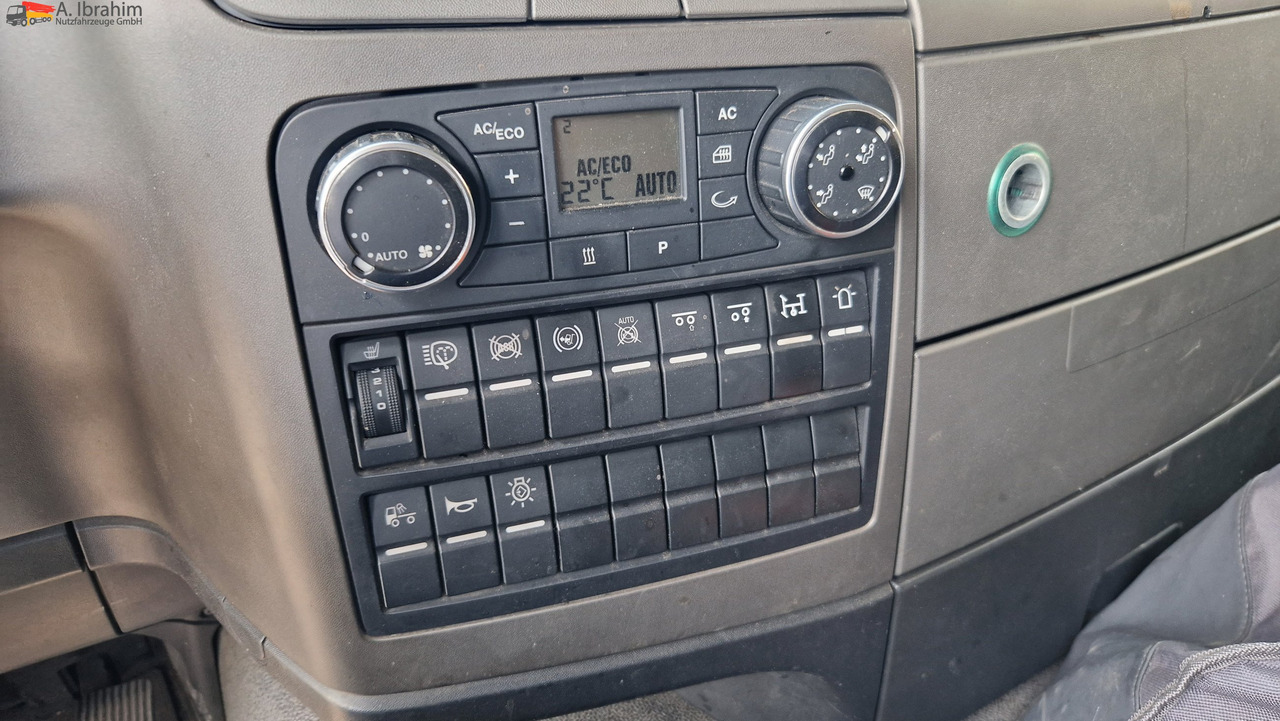 MAN TGS 26.400 PK 15001 Performance Zustand gut, Aufsitzkran - Nosturiauto, Lava-kuorma-auto: kuva MAN TGS 26.400 PK 15001 Performance Zustand gut, Aufsitzkran - Nosturiauto, Lava-kuorma-auto MAN TGS 26.400 PK 15001 Performance Zustand gut, Aufsitzkran - Nosturiauto, Lava-kuorma-auto: kuva MAN TGS 26.400 PK 15001 Performance Zustand gut, Aufsitzkran - Nosturiauto, Lava-kuorma-auto