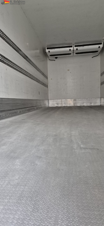 Mercedes-Benz 1830L Thermoking UT1200 - Refrigeraattori kuorma-auto: kuva Mercedes-Benz 1830L Thermoking UT1200 - Refrigeraattori kuorma-auto Mercedes-Benz 1830L Thermoking UT1200 - Refrigeraattori kuorma-auto: kuva Mercedes-Benz 1830L Thermoking UT1200 - Refrigeraattori kuorma-auto