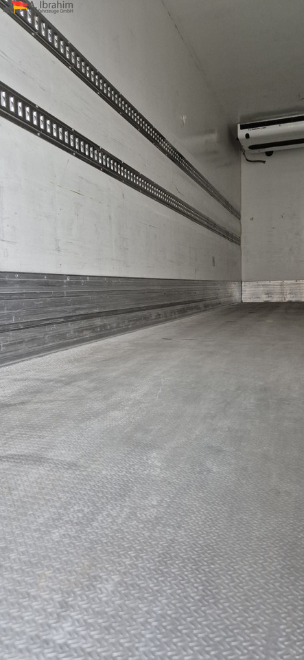 Mercedes-Benz 1830L Thermoking UT1200 - Refrigeraattori kuorma-auto: kuva Mercedes-Benz 1830L Thermoking UT1200 - Refrigeraattori kuorma-auto Mercedes-Benz 1830L Thermoking UT1200 - Refrigeraattori kuorma-auto: kuva Mercedes-Benz 1830L Thermoking UT1200 - Refrigeraattori kuorma-auto