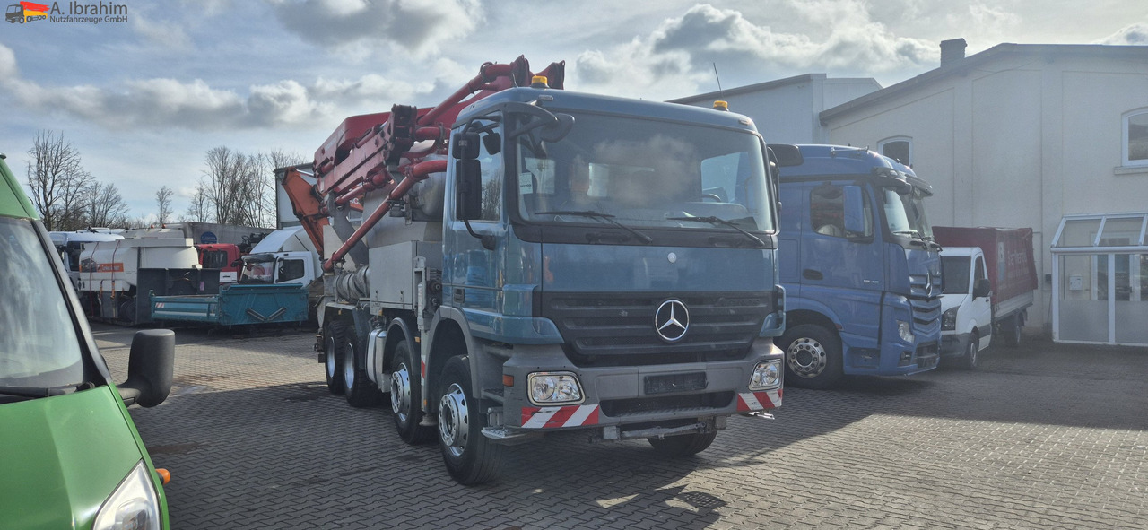 Mercedes-Benz 3241 PM 21-3 Liebherr 7 cbm PUMI Putzmeister Liebherr - Kuljetuspumppu: kuva Mercedes-Benz 3241 PM 21-3 Liebherr 7 cbm PUMI Putzmeister Liebherr - Kuljetuspumppu Mercedes-Benz 3241 PM 21-3 Liebherr 7 cbm PUMI Putzmeister Liebherr - Kuljetuspumppu: kuva Mercedes-Benz 3241 PM 21-3 Liebherr 7 cbm PUMI Putzmeister Liebherr - Kuljetuspumppu
