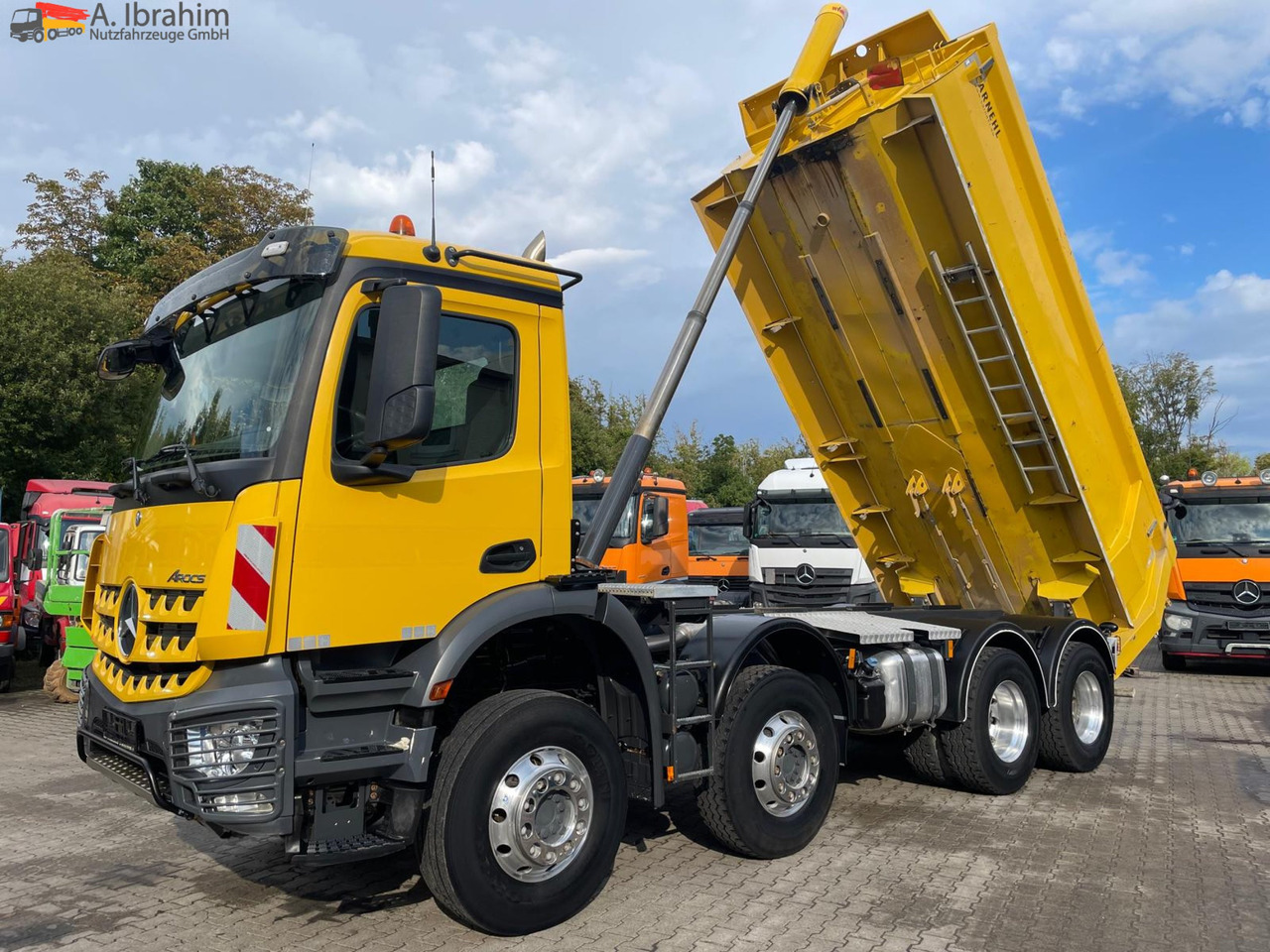 Mercedes-Benz AROCS 4143 8x4 Carnehl Kipper 20 m³ - Kippiauto kuorma-auto: kuva Mercedes-Benz AROCS 4143 8x4 Carnehl Kipper 20 m³ - Kippiauto kuorma-auto Mercedes-Benz AROCS 4143 8x4 Carnehl Kipper 20 m³ - Kippiauto kuorma-auto: kuva Mercedes-Benz AROCS 4143 8x4 Carnehl Kipper 20 m³ - Kippiauto kuorma-auto