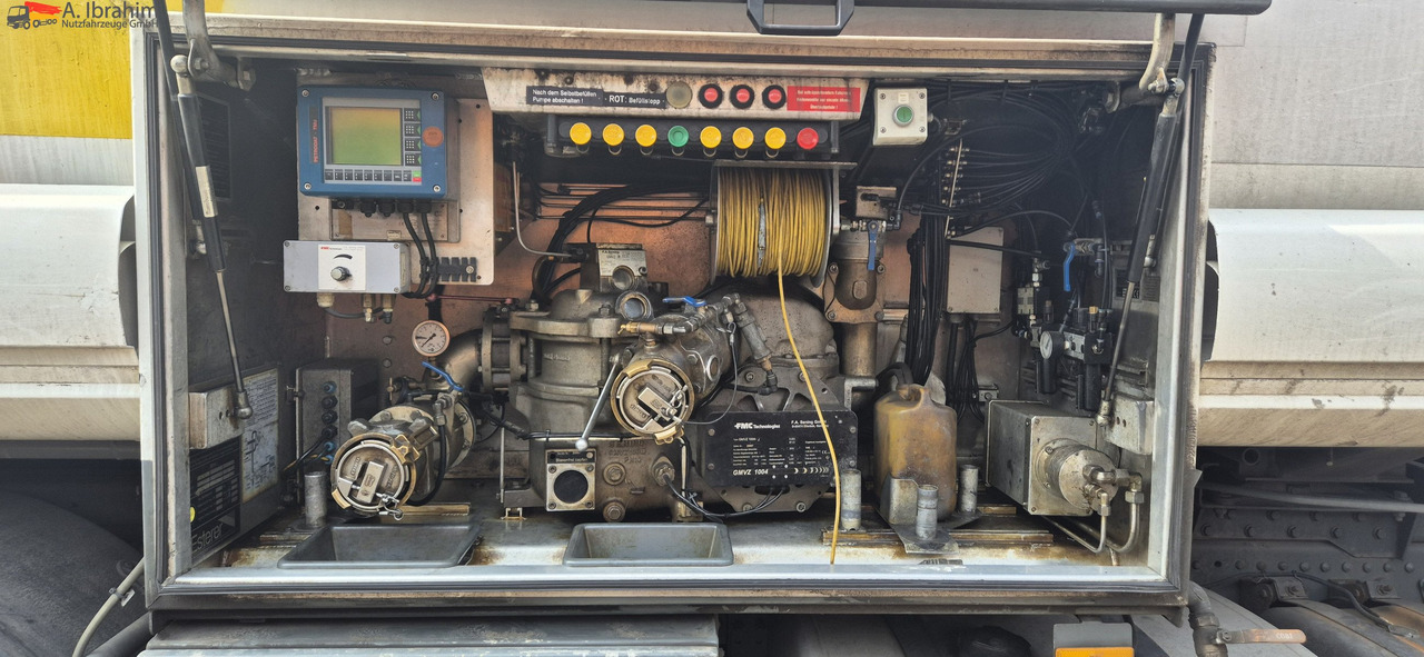 Mercedes-Benz Actros 2536 L 3 Kammern, 19500 L, mp3, Oben Unten Befüllung - Säiliöauto: kuva Mercedes-Benz Actros 2536 L 3 Kammern, 19500 L, mp3, Oben Unten Befüllung - Säiliöauto Mercedes-Benz Actros 2536 L 3 Kammern, 19500 L, mp3, Oben Unten Befüllung - Säiliöauto: kuva Mercedes-Benz Actros 2536 L 3 Kammern, 19500 L, mp3, Oben Unten Befüllung - Säiliöauto