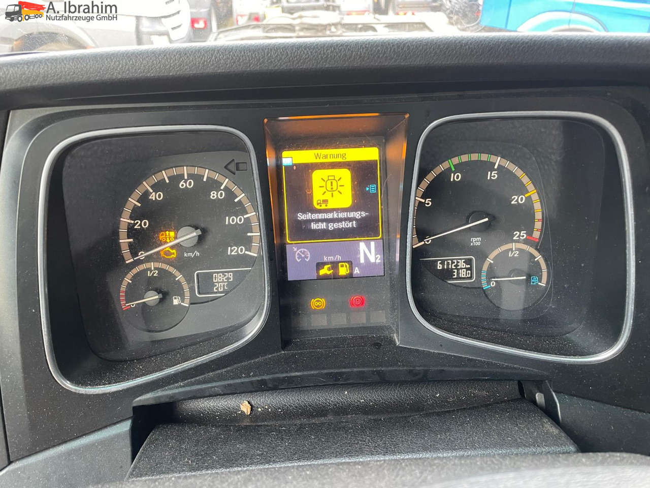 Mercedes-Benz Actros 2545 6x2 Pritsche Kran HIAB 166 - Lava-kuorma-auto, Nosturiauto: kuva Mercedes-Benz Actros 2545 6x2 Pritsche Kran HIAB 166 - Lava-kuorma-auto, Nosturiauto Mercedes-Benz Actros 2545 6x2 Pritsche Kran HIAB 166 - Lava-kuorma-auto, Nosturiauto: kuva Mercedes-Benz Actros 2545 6x2 Pritsche Kran HIAB 166 - Lava-kuorma-auto, Nosturiauto