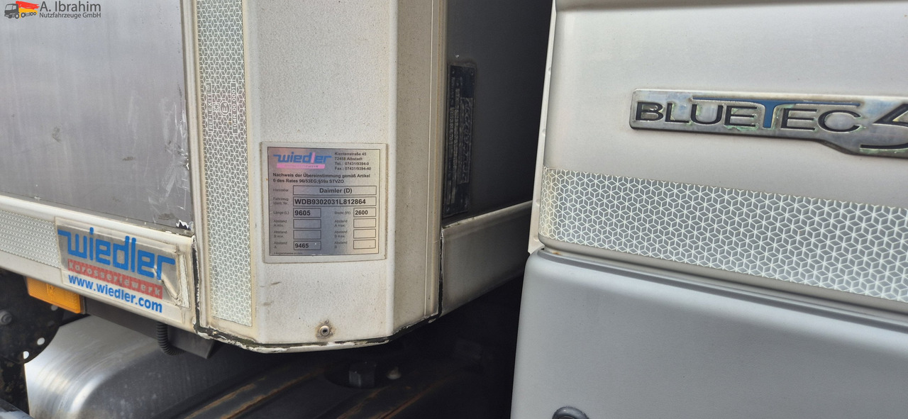 Mercedes-Benz DB 2536, 7,50 m Koffer LBW, Kamera, Carrier 850 Liftachse, mp3 - Refrigeraattori kuorma-auto: kuva Mercedes-Benz DB 2536, 7,50 m Koffer LBW, Kamera, Carrier 850 Liftachse, mp3 - Refrigeraattori kuorma-auto Mercedes-Benz DB 2536, 7,50 m Koffer LBW, Kamera, Carrier 850 Liftachse, mp3 - Refrigeraattori kuorma-auto: kuva Mercedes-Benz DB 2536, 7,50 m Koffer LBW, Kamera, Carrier 850 Liftachse, mp3 - Refrigeraattori kuorma-auto