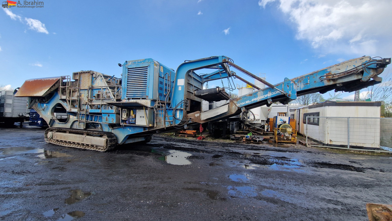 Terex Pegson 1412 Prallbrecher CAT Motor, 328 kw - Rakennuskoneet: kuva Terex Pegson 1412 Prallbrecher CAT Motor, 328 kw - Rakennuskoneet Terex Pegson 1412 Prallbrecher CAT Motor, 328 kw - Rakennuskoneet: kuva Terex Pegson 1412 Prallbrecher CAT Motor, 328 kw - Rakennuskoneet