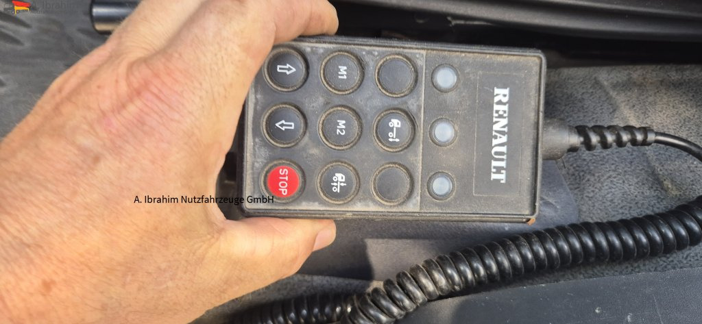 Renault Midlum 180 DCI Werkstattkoffer mit Treppe - Jakeluauto: kuva Renault Midlum 180 DCI Werkstattkoffer mit Treppe - Jakeluauto Renault Midlum 180 DCI Werkstattkoffer mit Treppe - Jakeluauto: kuva Renault Midlum 180 DCI Werkstattkoffer mit Treppe - Jakeluauto