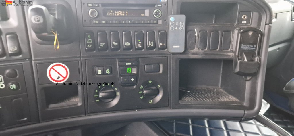 Scania R410 Retarder, Klima, Standklima - Pressukapelli kuorma-auto: kuva Scania R410 Retarder, Klima, Standklima - Pressukapelli kuorma-auto Scania R410 Retarder, Klima, Standklima - Pressukapelli kuorma-auto: kuva Scania R410 Retarder, Klima, Standklima - Pressukapelli kuorma-auto