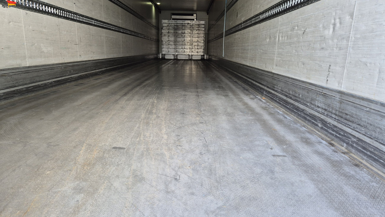 Schmitz SKO 20 Frigoblock, Türen, LBW - Refrigeraattori puoliperävaunu: kuva Schmitz SKO 20 Frigoblock, Türen, LBW - Refrigeraattori puoliperävaunu Schmitz SKO 20 Frigoblock, Türen, LBW - Refrigeraattori puoliperävaunu: kuva Schmitz SKO 20 Frigoblock, Türen, LBW - Refrigeraattori puoliperävaunu