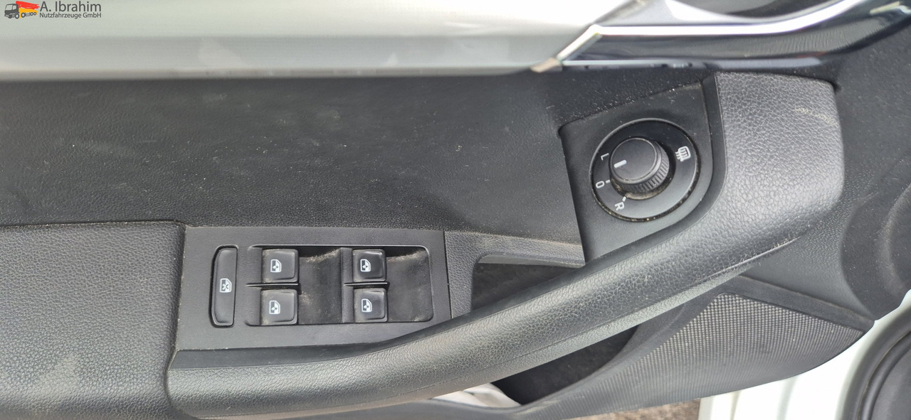 Skoda Octavia 2.0 TDI | 8-fach bereift - Henkilöauto: kuva Skoda Octavia 2.0 TDI | 8-fach bereift - Henkilöauto Skoda Octavia 2.0 TDI | 8-fach bereift - Henkilöauto: kuva Skoda Octavia 2.0 TDI | 8-fach bereift - Henkilöauto