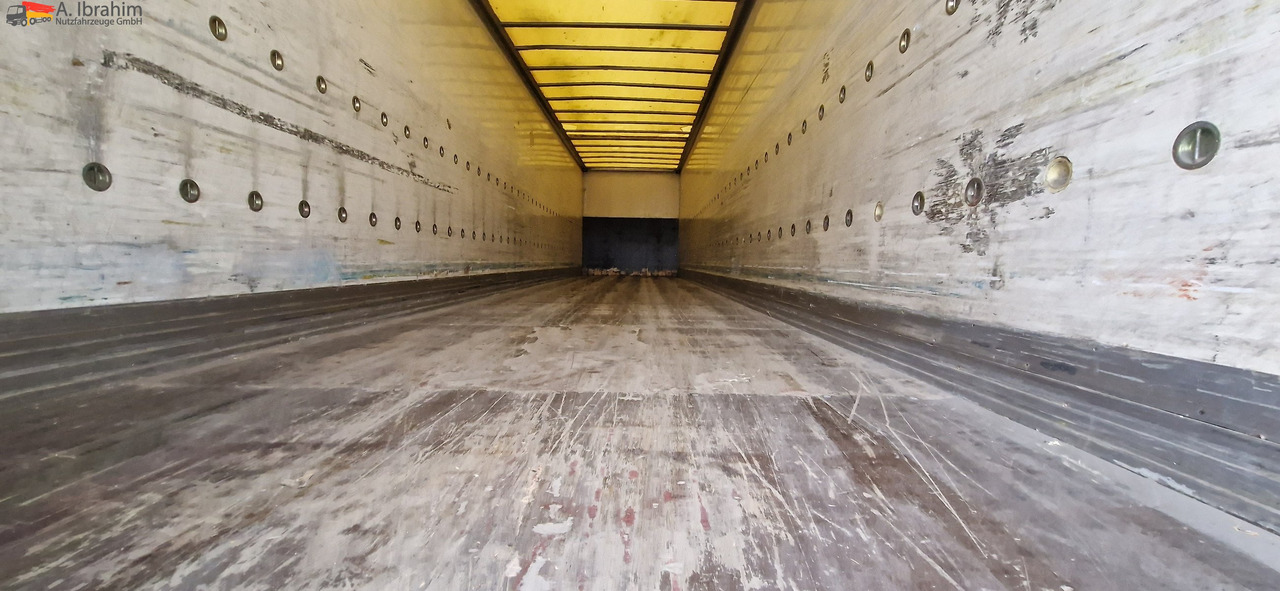 Spier 3 achs Koffer, Liftachse - Umpikori puoliperävaunu: kuva Spier 3 achs Koffer, Liftachse - Umpikori puoliperävaunu Spier 3 achs Koffer, Liftachse - Umpikori puoliperävaunu: kuva Spier 3 achs Koffer, Liftachse - Umpikori puoliperävaunu