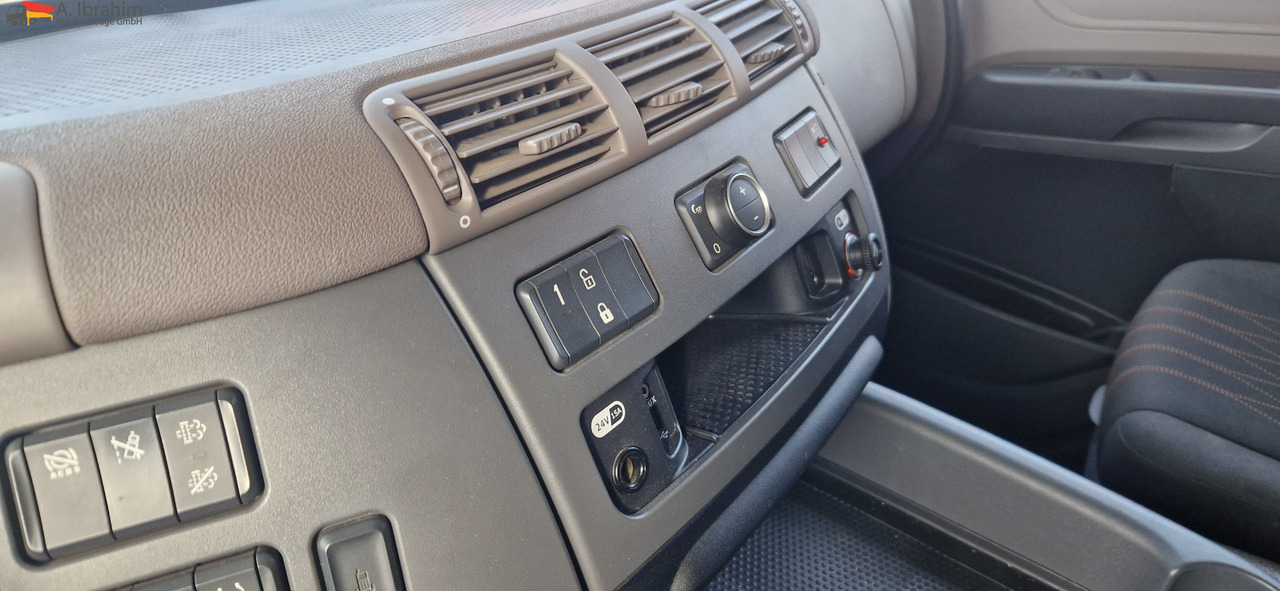 Daf CF 450 FT Nebenantrieb - Vetopöytäauto: kuva Daf CF 450 FT Nebenantrieb - Vetopöytäauto Daf CF 450 FT Nebenantrieb - Vetopöytäauto: kuva Daf CF 450 FT Nebenantrieb - Vetopöytäauto