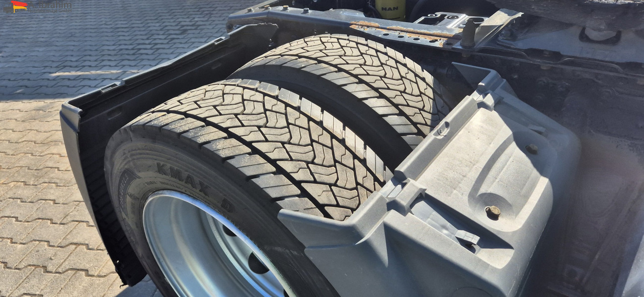 MAN TGX 18.460 Retarder, Klima, 1. Hand 04 2018 - Vetopöytäauto: kuva MAN TGX 18.460 Retarder, Klima, 1. Hand 04 2018 - Vetopöytäauto MAN TGX 18.460 Retarder, Klima, 1. Hand 04 2018 - Vetopöytäauto: kuva MAN TGX 18.460 Retarder, Klima, 1. Hand 04 2018 - Vetopöytäauto