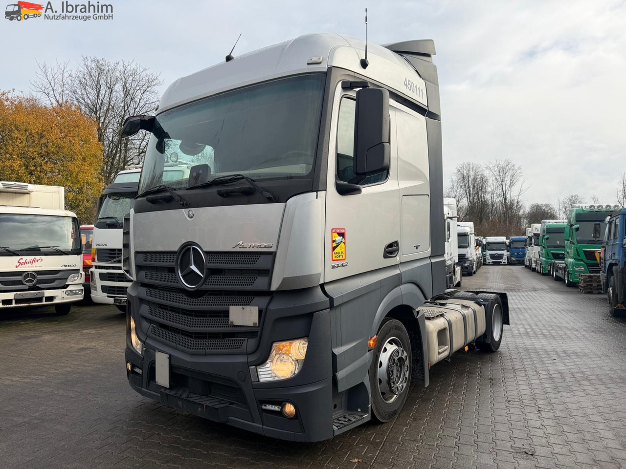 Mercedes-Benz 1842LS Retarder | 4x2 | Klima | MegaSpace - Vetopöytäauto: kuva Mercedes-Benz 1842LS Retarder | 4x2 | Klima | MegaSpace - Vetopöytäauto Mercedes-Benz 1842LS Retarder | 4x2 | Klima | MegaSpace - Vetopöytäauto: kuva Mercedes-Benz 1842LS Retarder | 4x2 | Klima | MegaSpace - Vetopöytäauto