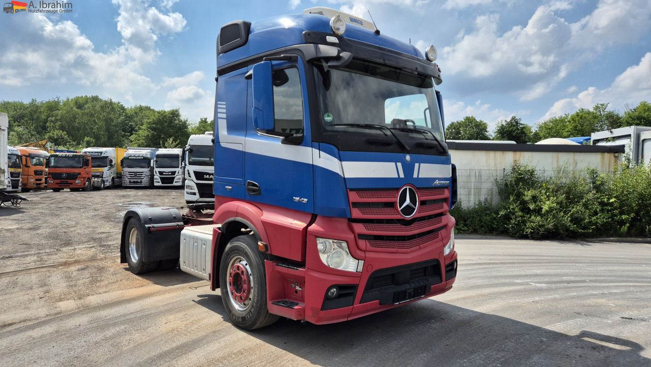 Vetopöytäauto Mercedes-Benz 1843 DB 1843 mit PTU für Kompressor: kuva Vetopöytäauto Mercedes-Benz 1843 DB 1843 mit PTU für Kompressor