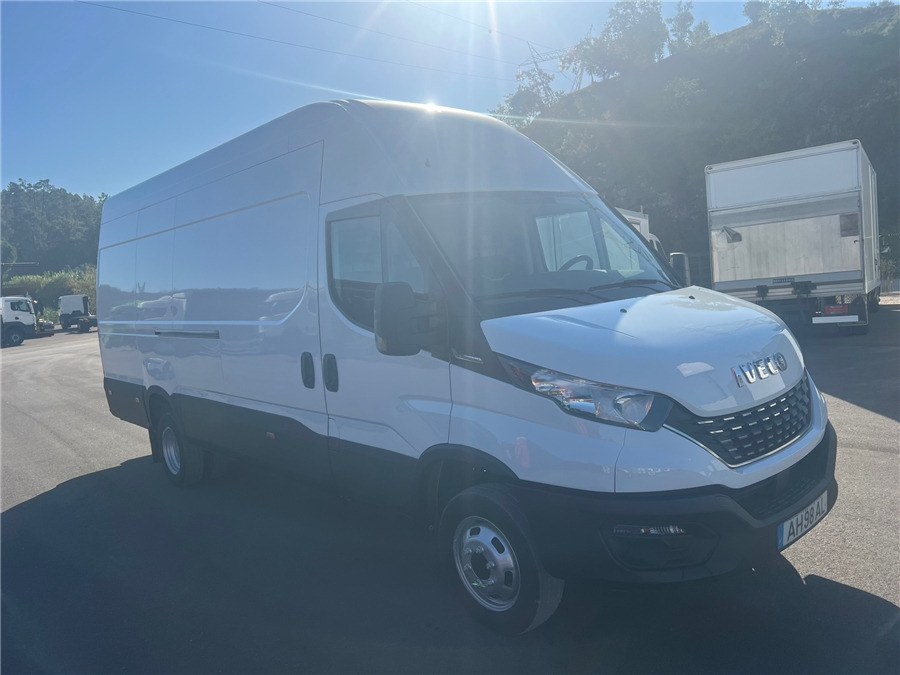 Iveco 35C16 - Pakettiauto: kuva Iveco 35C16 - Pakettiauto Iveco 35C16 - Pakettiauto: kuva Iveco 35C16 - Pakettiauto