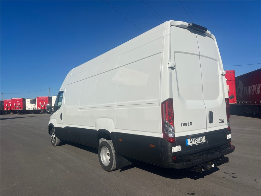 Iveco 35C16 - Pakettiauto: kuva Iveco 35C16 - Pakettiauto Iveco 35C16 - Pakettiauto: kuva Iveco 35C16 - Pakettiauto