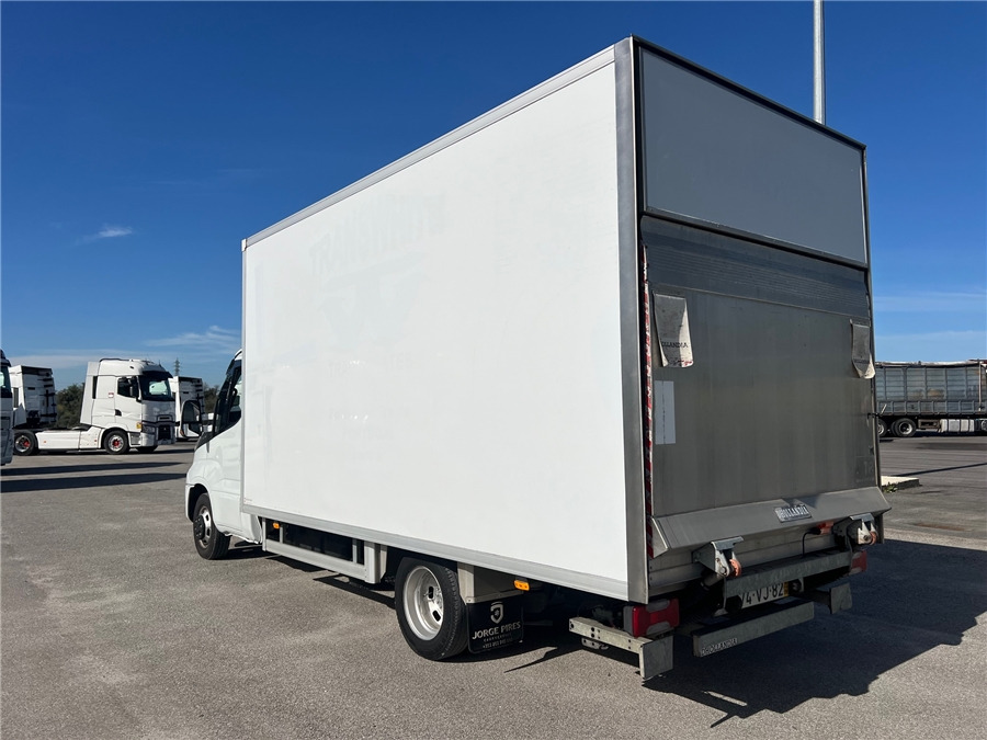 Iveco daily 35-180 - Kylmäauto: kuva Iveco daily 35-180 - Kylmäauto Iveco daily 35-180 - Kylmäauto: kuva Iveco daily 35-180 - Kylmäauto