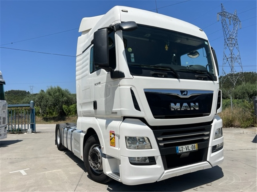 MAN TGX 18.460 - Vetopöytäauto: kuva MAN TGX 18.460 - Vetopöytäauto MAN TGX 18.460 - Vetopöytäauto: kuva MAN TGX 18.460 - Vetopöytäauto