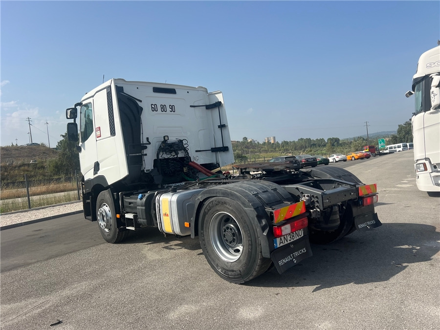 Renault C 460 - Vetopöytäauto: kuva Renault C 460 - Vetopöytäauto Renault C 460 - Vetopöytäauto: kuva Renault C 460 - Vetopöytäauto