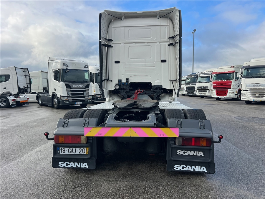 Scania R560 - Vetopöytäauto: kuva Scania R560 - Vetopöytäauto Scania R560 - Vetopöytäauto: kuva Scania R560 - Vetopöytäauto