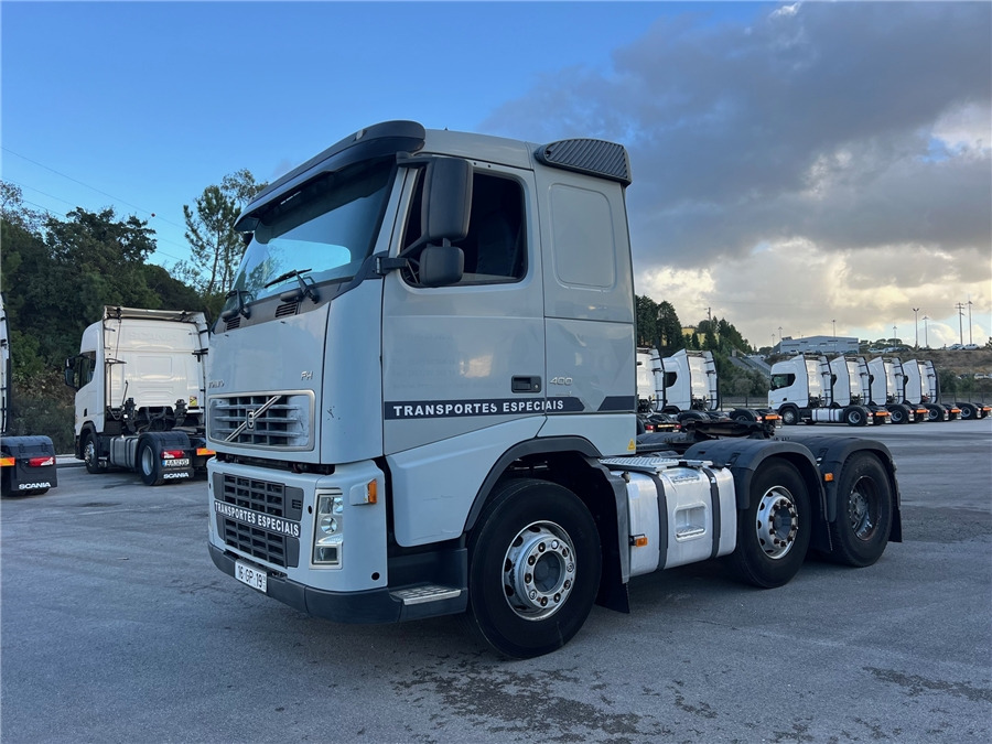 Volvo FH - Vetopöytäauto: kuva Volvo FH - Vetopöytäauto Volvo FH - Vetopöytäauto: kuva Volvo FH - Vetopöytäauto