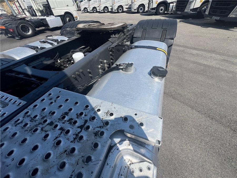Vetopöytäauto Volvo FH500: kuva Vetopöytäauto Volvo FH500