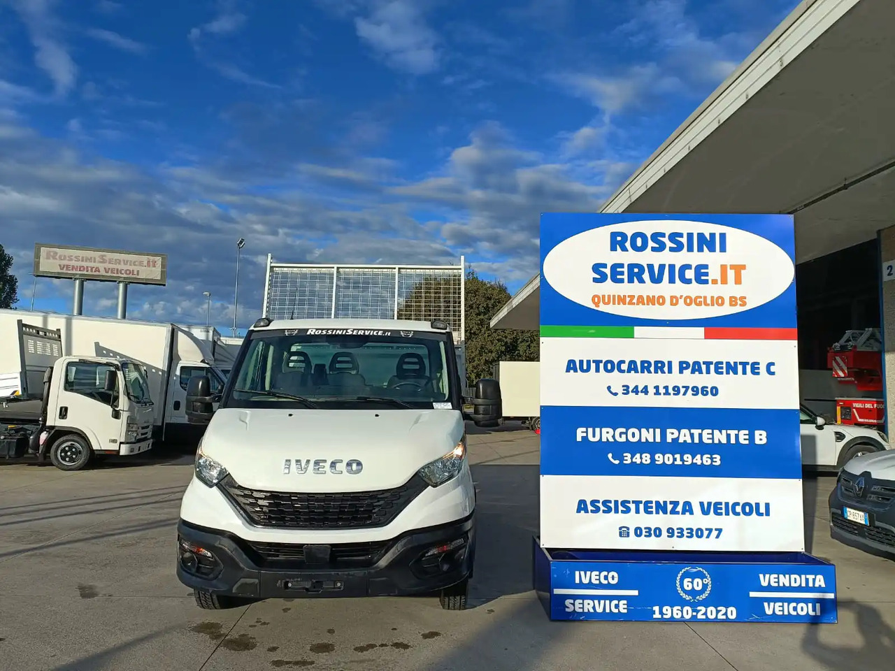 IVECO DAILY 35C14 - Kippilava-auto: kuva IVECO DAILY 35C14 - Kippilava-auto IVECO DAILY 35C14 - Kippilava-auto: kuva IVECO DAILY 35C14 - Kippilava-auto