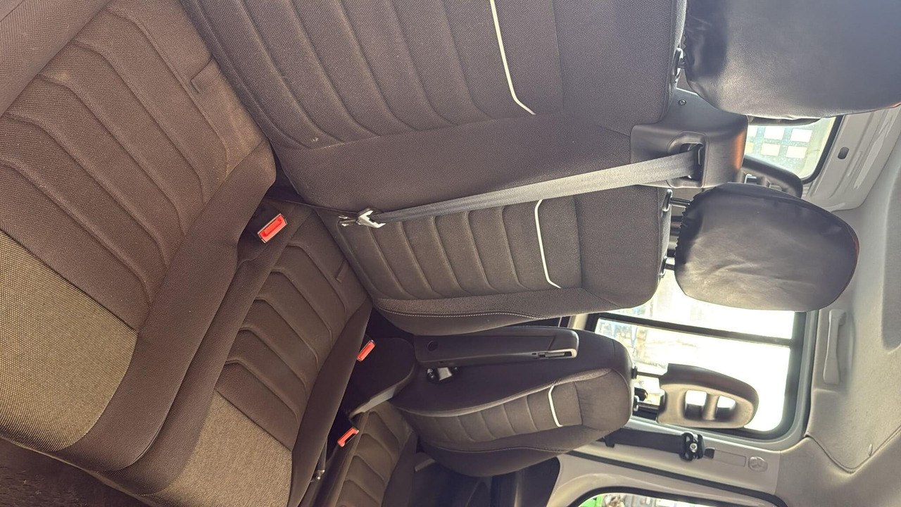 IVECO DAILY 35C16 DOPPIA CABINA RIBALTABILE TRILATERALE 3.0 - Kippilava-auto: kuva IVECO DAILY 35C16 DOPPIA CABINA RIBALTABILE TRILATERALE 3.0 - Kippilava-auto IVECO DAILY 35C16 DOPPIA CABINA RIBALTABILE TRILATERALE 3.0 - Kippilava-auto: kuva IVECO DAILY 35C16 DOPPIA CABINA RIBALTABILE TRILATERALE 3.0 - Kippilava-auto