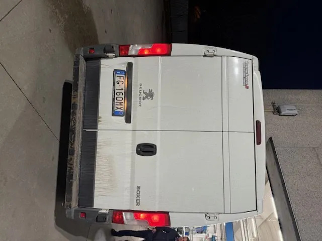 PEUGEOT BOXER FURGONE STANDARD - Pakettiauto: kuva PEUGEOT BOXER FURGONE STANDARD - Pakettiauto PEUGEOT BOXER FURGONE STANDARD - Pakettiauto: kuva PEUGEOT BOXER FURGONE STANDARD - Pakettiauto
