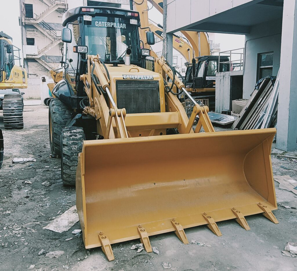 Caterpillar 430F - Kaivuri-trukki: kuva Caterpillar 430F - Kaivuri-trukki Caterpillar 430F - Kaivuri-trukki: kuva Caterpillar 430F - Kaivuri-trukki