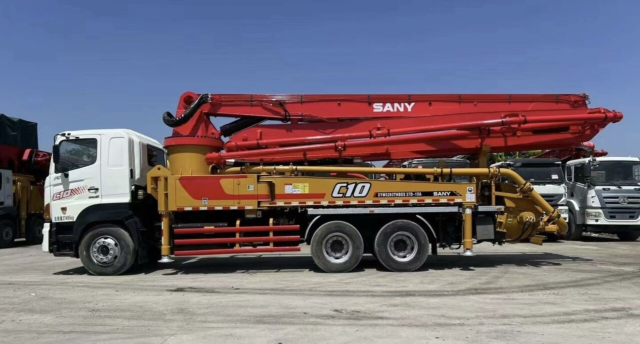 Hino Sany on chassis - Betonipumppuauto: kuva Hino Sany on chassis - Betonipumppuauto Hino Sany on chassis - Betonipumppuauto: kuva Hino Sany on chassis - Betonipumppuauto
